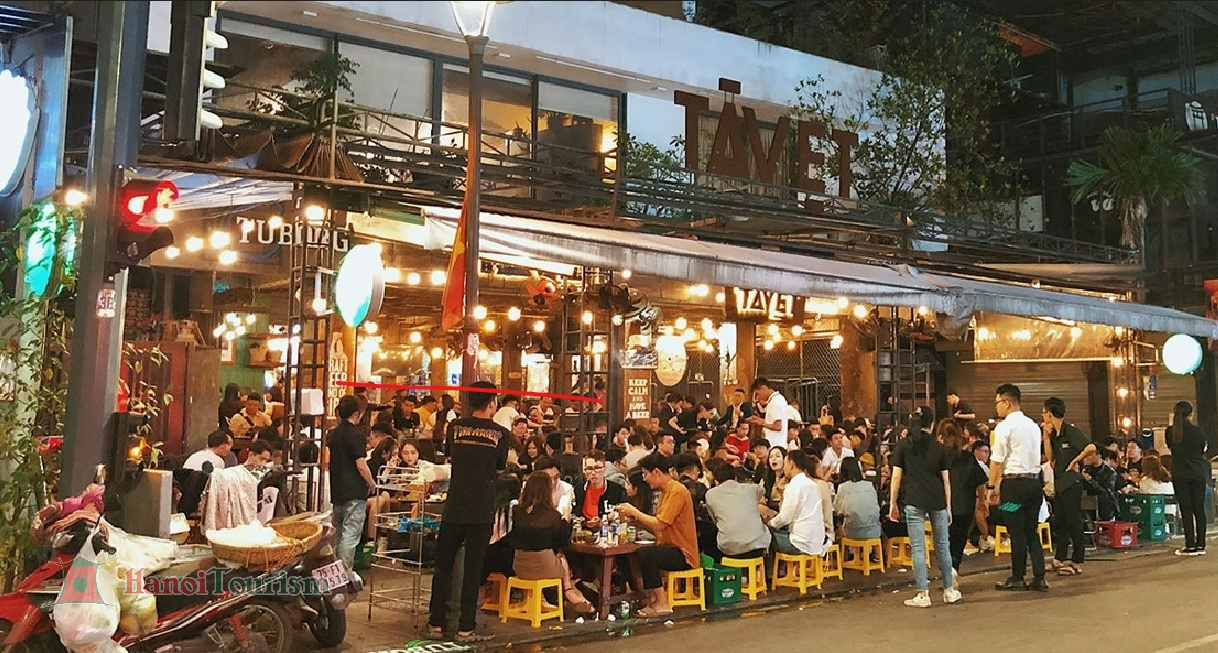 Huế - phố tây