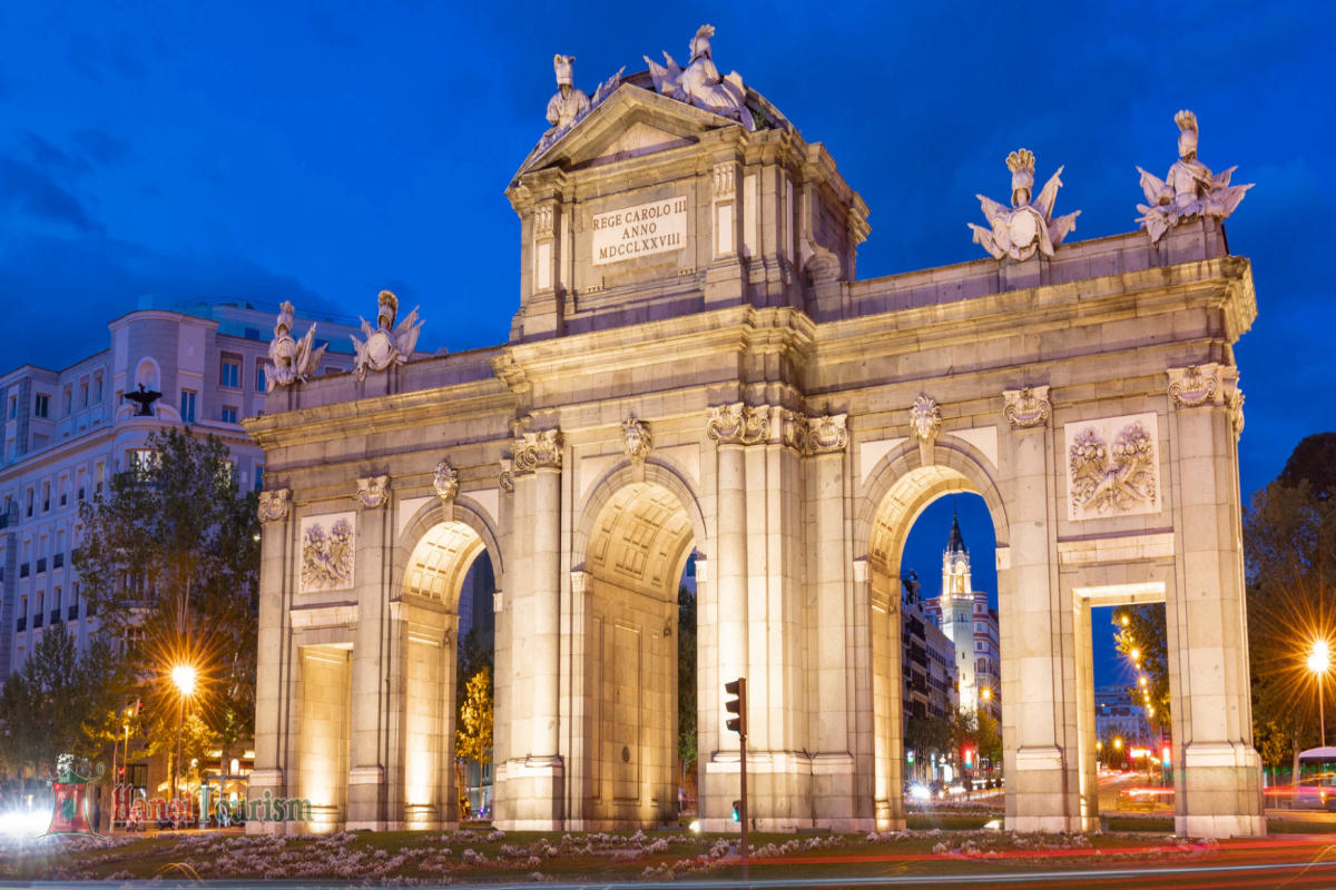 Puerta de Alcala – Madrid- Tây Ban Nha