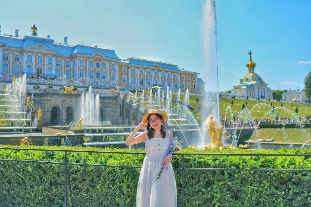 Khám phá Saint Petersburg mùa hè